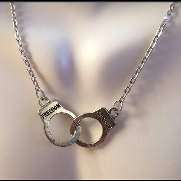 Freedom Handcuffs Set - Picture 3 of 3